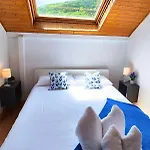 Sobremonte: Vistas Al Rio Gallego * Biescas (Aragon)