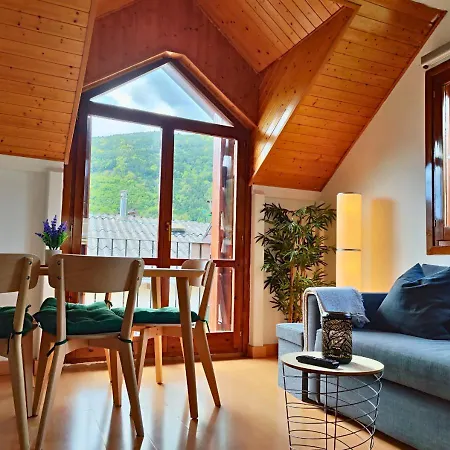 Sobremonte Vistas Al Rio Gallego Apartmán *