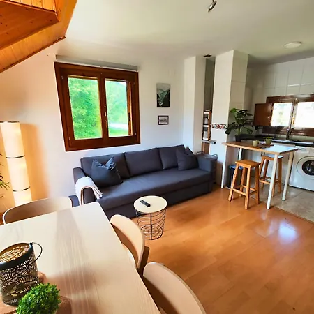 Sobremonte Vistas Al Rio Gallego