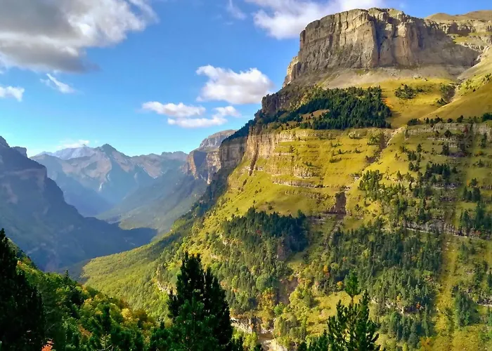 Sobremonte Vistas Al Rio Gallego Biescas (Aragon)