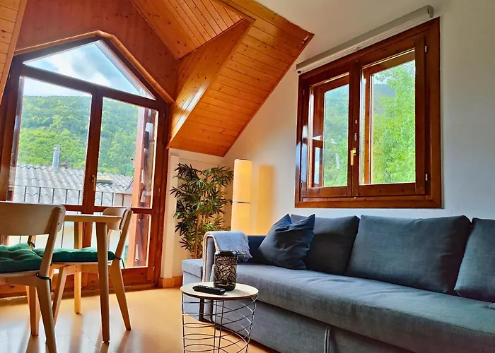 Sobremonte Vistas Al Rio Gallego *