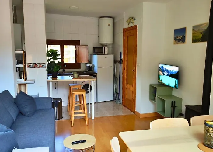 Sobremonte Vistas Al Rio Gallego Apartamento *