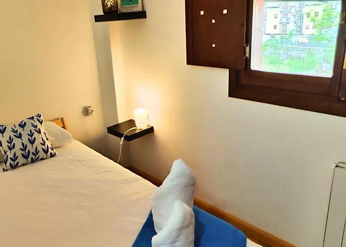 Sobremonte Vistas Al Rio Gallego Biescas (Aragon)