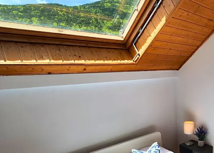 Sobremonte Vistas Al Rio Gallego Apartamento Biescas (Aragon)