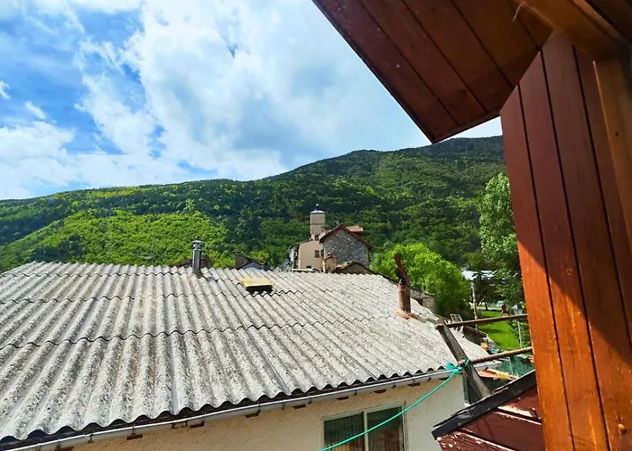 Sobremonte Vistas Al Rio Gallego *