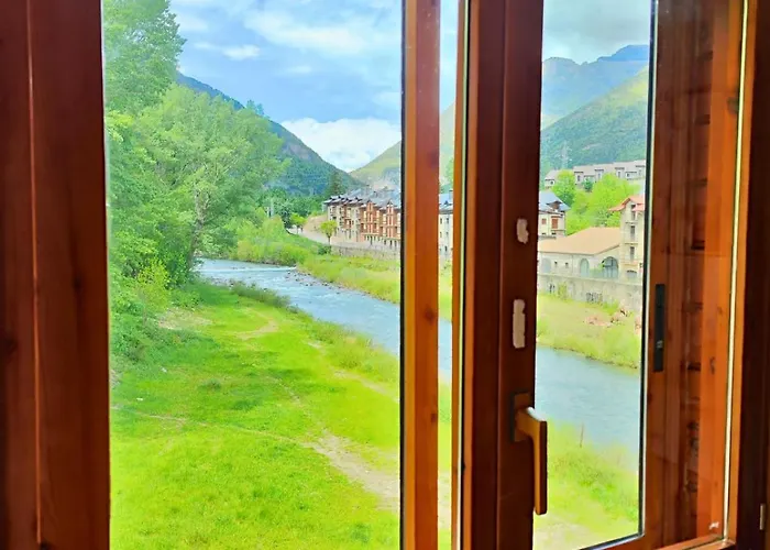 Sobremonte Vistas Al Rio Gallego